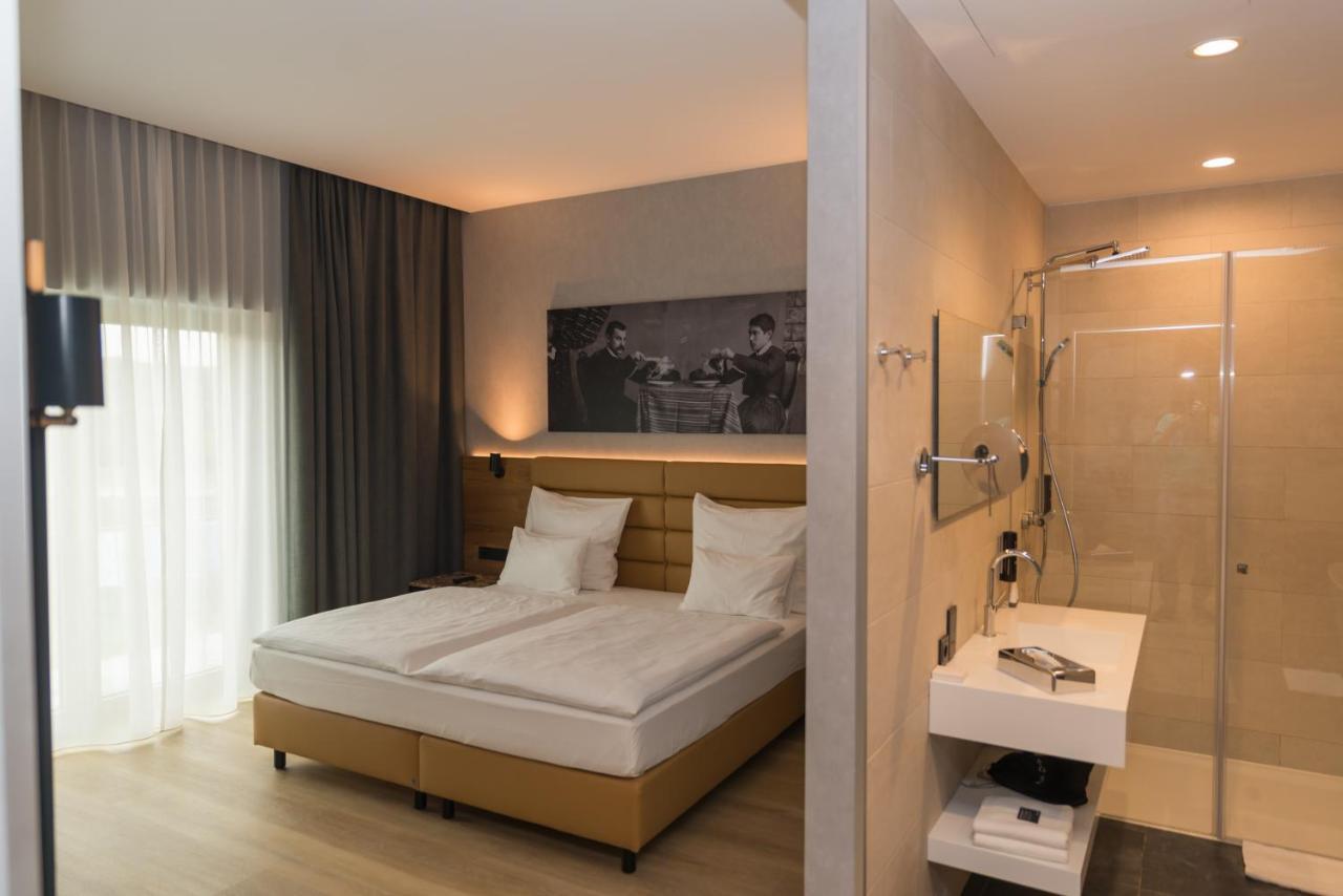 Mk Tirana Hotell